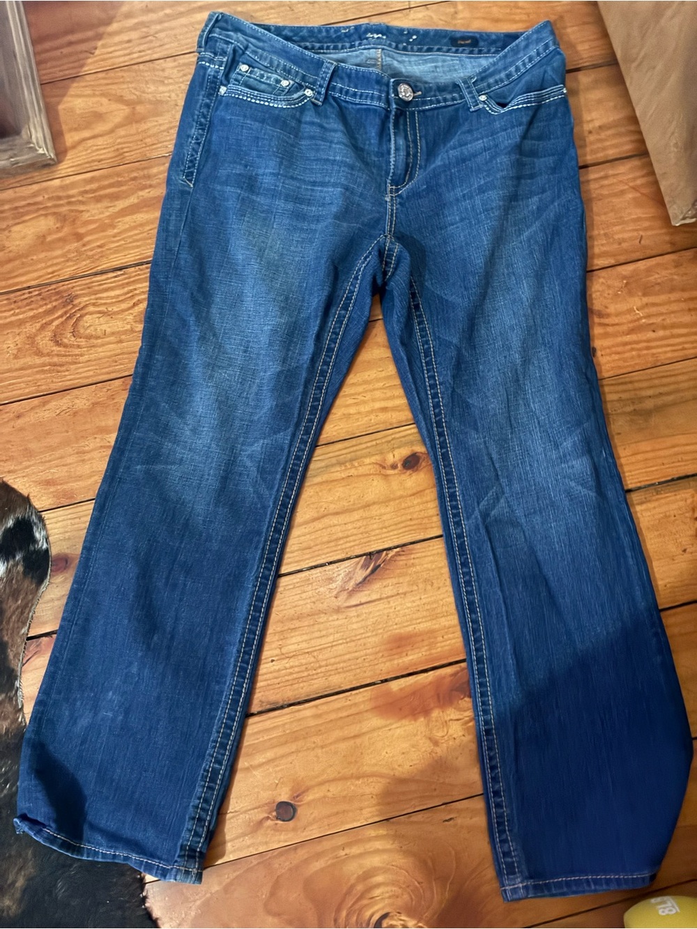 Y2K McBling Luxe Seven7 Mid Wash Denim - Blue size 18 bootcut